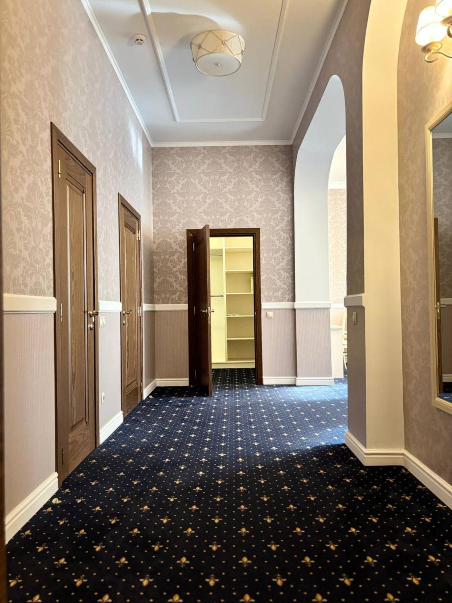 Odeska Astoria Hotel โอเดสซา ภายนอก รูปภาพ