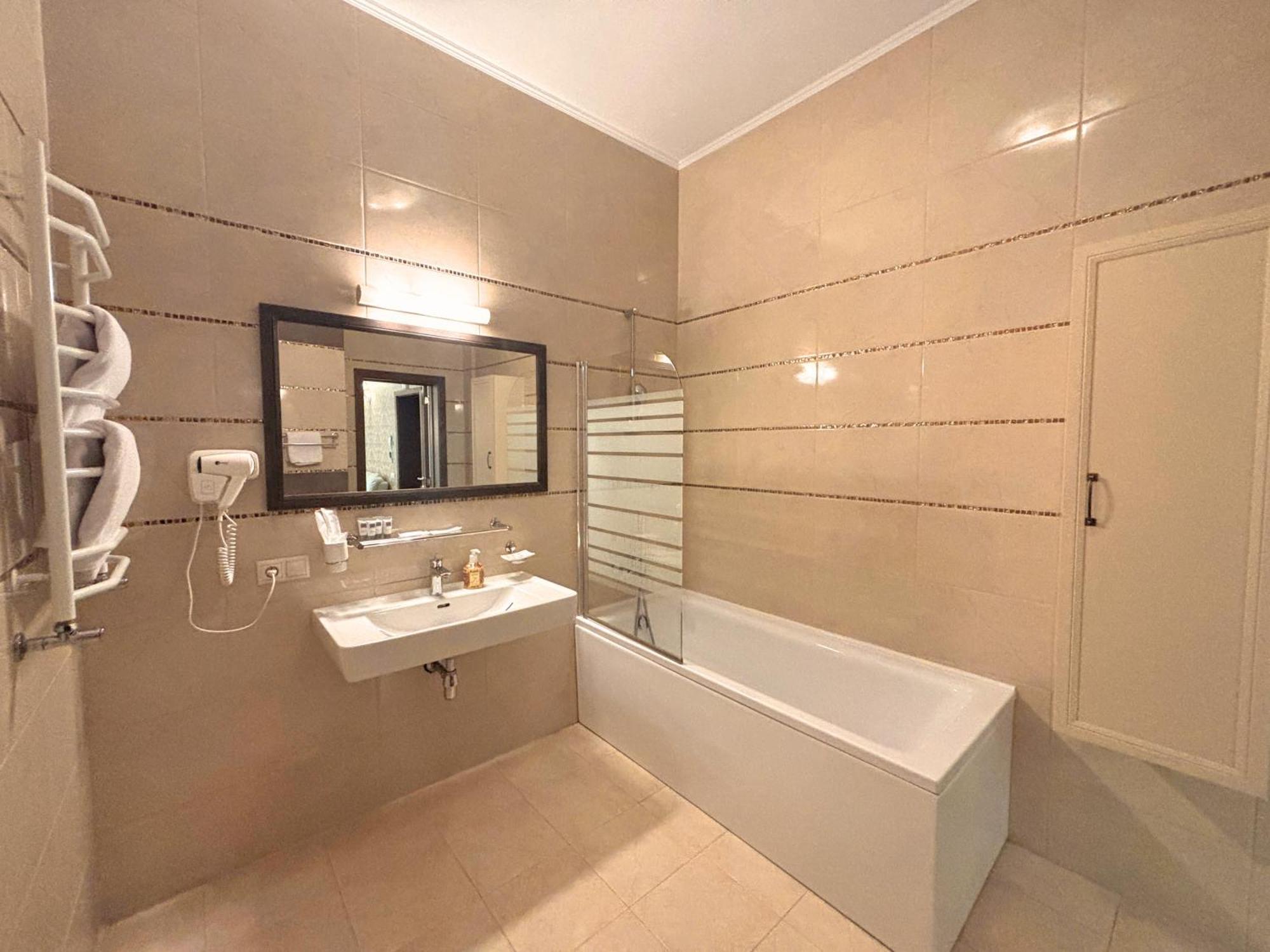 Odeska Astoria Hotel โอเดสซา ห้อง รูปภาพ